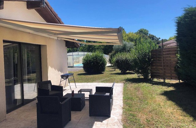 Homerez - House with Private Pool in Pontenx-les-Forges