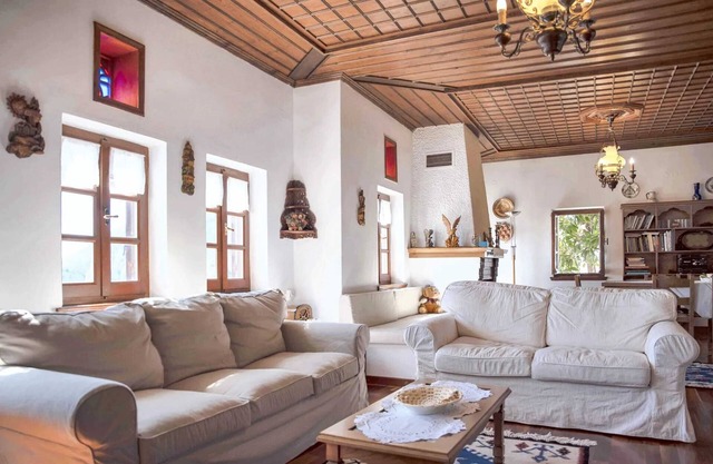 Homerez - Spacious house with sea view in Volos