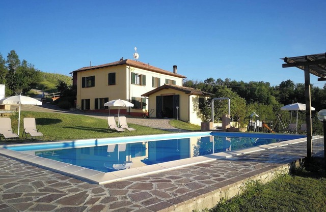 Homerez - Villa with pool in Vesime