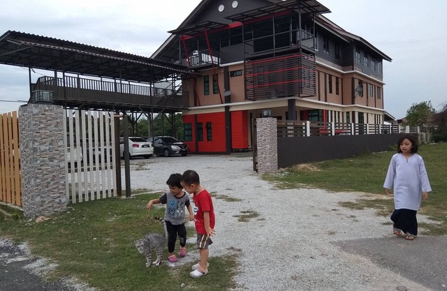 HOMESTAY BAITILHISAN HUSM KUBANG KERIAN