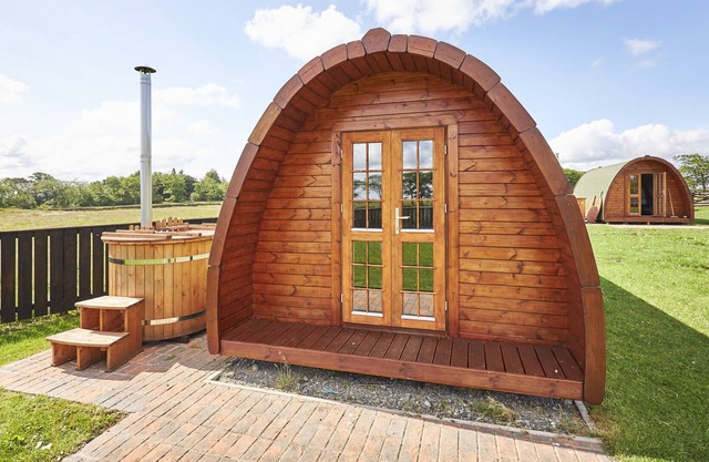 Host & Stay | Eliza Glamping Pod 2