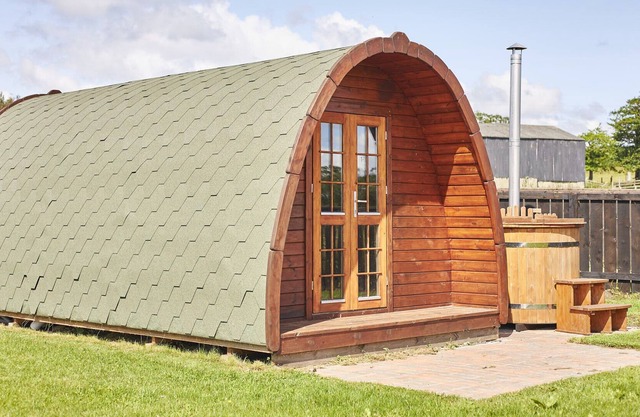 Host & Stay | Eliza Glamping Pod 3