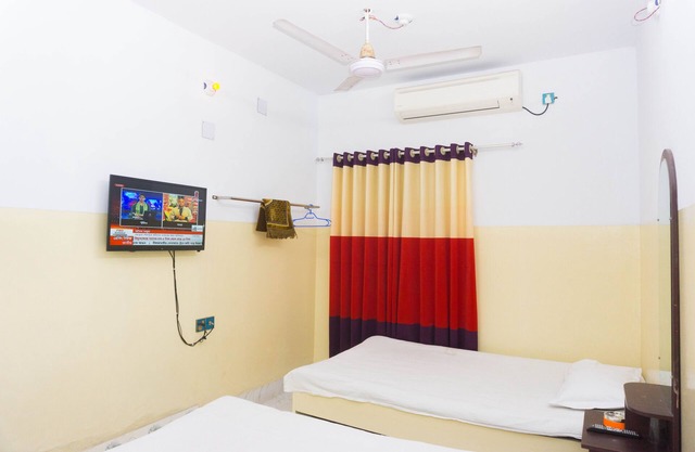 Hotel Al Sarwar - Deluxe Twin Room