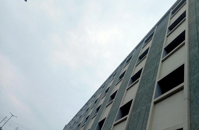 Hotel Holiday Park- Lakdikapul