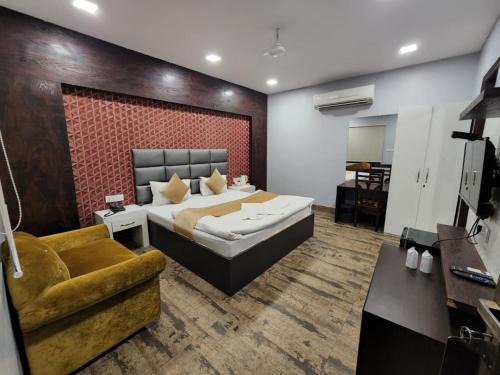 Hotel Mandakini Royale Near PVR Deep Cinema Hall Kanpur