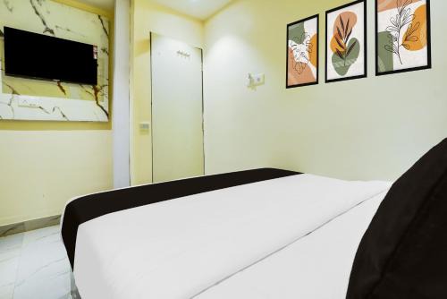 Hotel O Rishi Palace