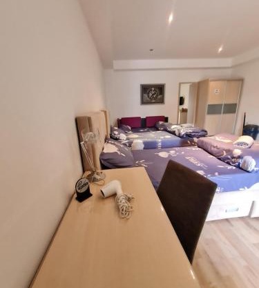 Hotel Room Apartment