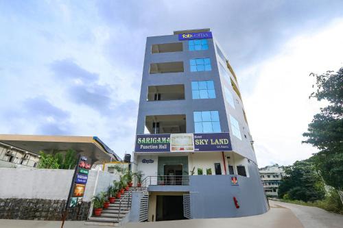 Hotel Sky Land
