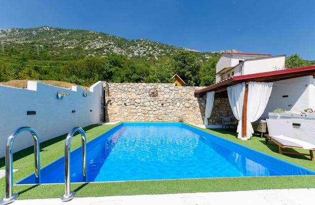 House Bozica with sauna and pool (86831-K1) - Tribalj