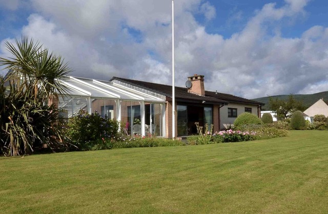 House in Lamlash with Heated Pool And Exceptional View