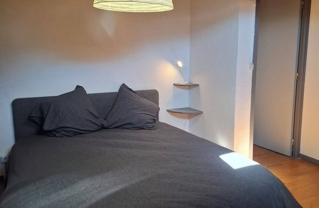 House in the center of the village ideal for families