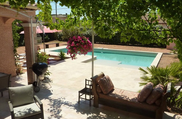 House "la vie en rose"