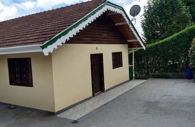 house overlooking the government palace 5km from the center of capivari