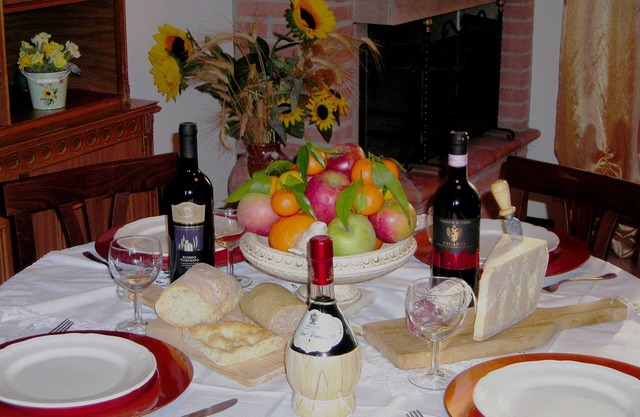 "House with a garden in Tuscany, province of Pisa, ideal for visiting art cities