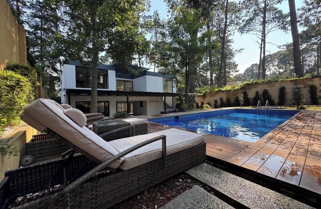 House with hottub