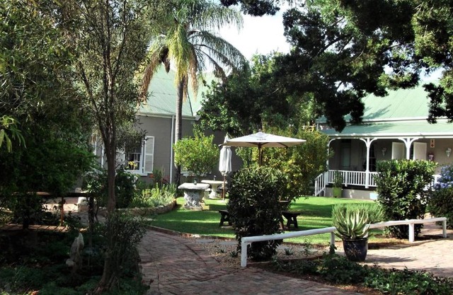 HouseMartin Lodge & Self Catering