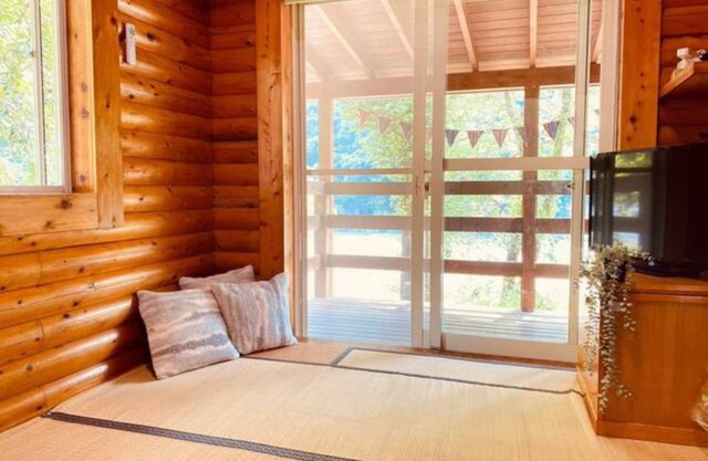 How to do itFusion of outdoor and healingHot s/Haibaragun Shizuoka