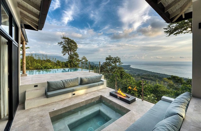 HR8 NEW Panoramic Ocean view villa - Jacuzzi - Concierge service - Security