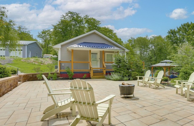 Hudson Valley Retreat w/Pool Near Greenwood Lake