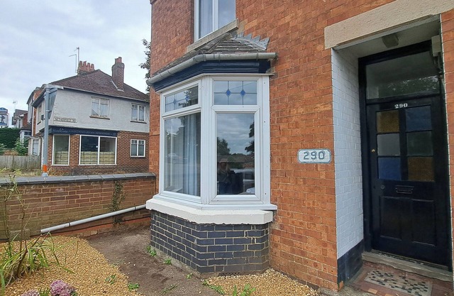 Huge 4 bed in the heart of Kettering
