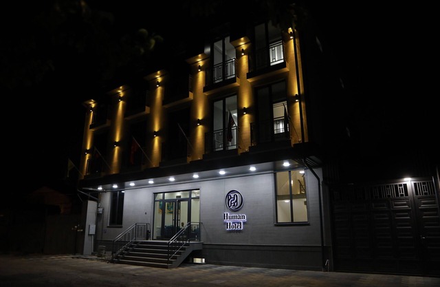 Human Hotel