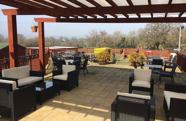 Hunters Lodge Inn