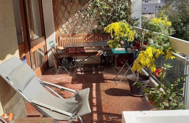 Ideal festivaliers, 110m2, downtown, large garden terrace, to the south