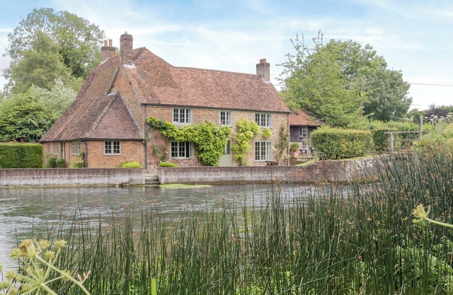 Ideal for couples or friends holidaying together.