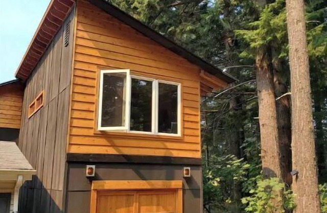 Iman Treetop Loft