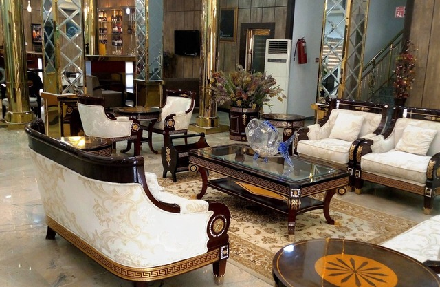 Immaculate Diamond Hotel & Apartments