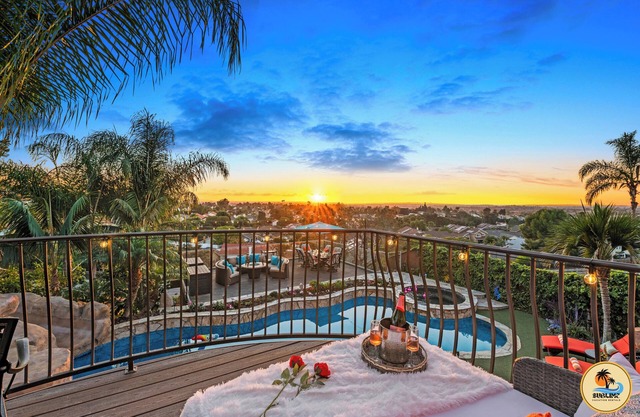 Immaculate Home-Pool, Waterslide & Elevated Views!