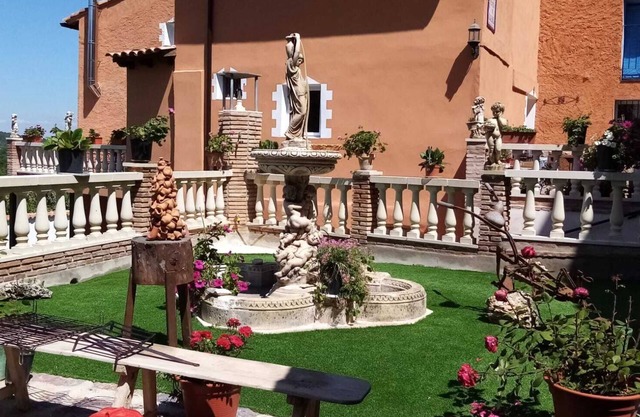 Incredible rural house for up to 8 people