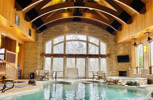 #Indoor Pool, #Lakefront, #Indoor #Pickleball, Sleeps 30
