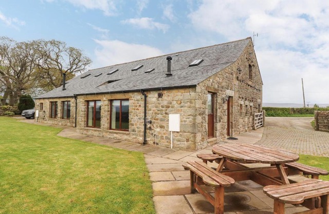 Ingleborough Barn