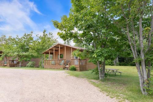 Ingonish Chalets