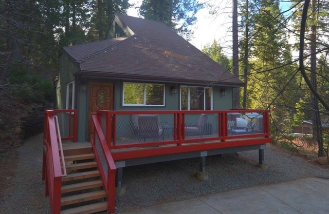 Inside Yosemite Nat Park! Newly remodeled private 2bd 2ba home with central A/C