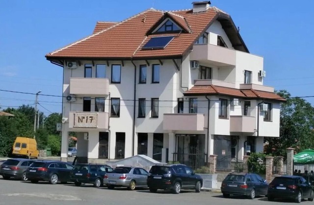 Inviting 1-Bed Apartment in Aleksandrovo