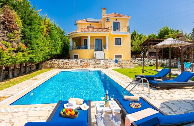 Ionian Blue - Three Bedroom Villa, Sleeps 7
