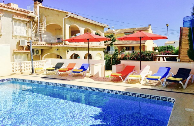 Isabel Villa 150m from the sea, Horse Show 5 klm