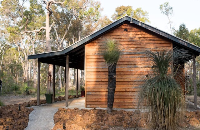 Island Brook Semillon Chalet- Exclusive Escapes. 2 Bedroom Chalet in Margaret River wine region