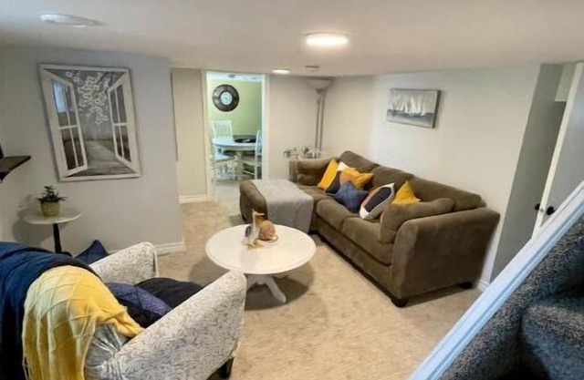 Island View Escape in Historic Amherstburg !