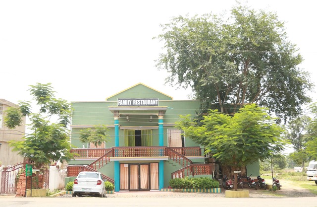 Istaqbal Hotel Mukki