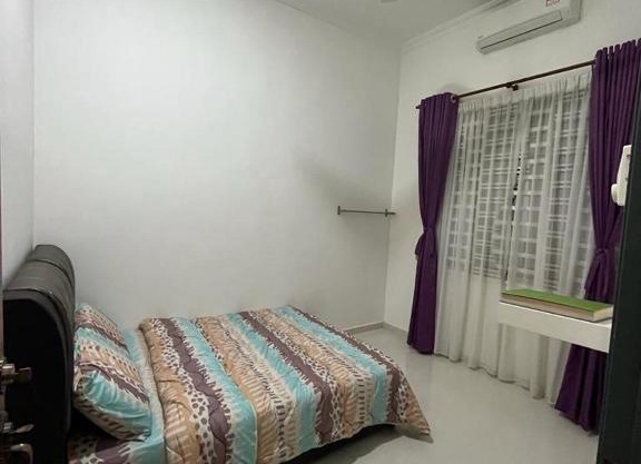 Izzhan homestay berdekatan kubang kerian malay only