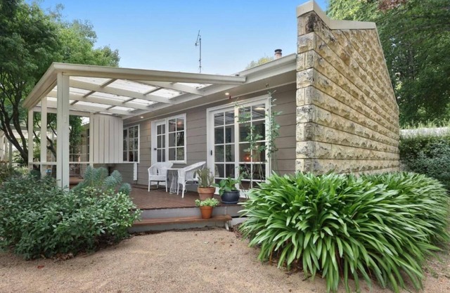 Jamieson Cottage 1 - By the River