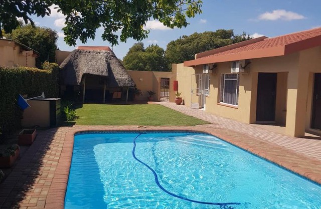 Jolani 2 Guest House