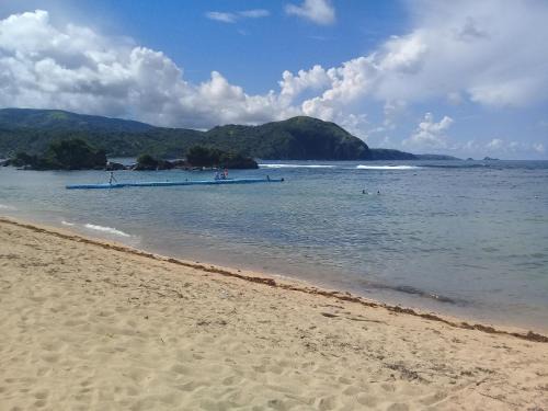JoSurfInn, Puraran Beach