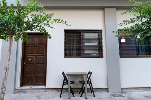 Kalamata home, Marina B