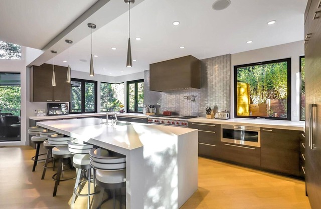 KBM Resorts | Long Term Lease | 4 Bed/3 Bath Luxury Home | Pool, BBQ, Fitness Center | Orinda Retreat | LDD-32