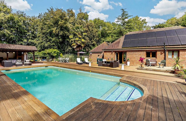 Keepers Lodge - Two Bedroom House, Sleeps 4