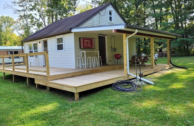 Keepsake by the Lake - Newly renovated 1 bedroom cozy cottage